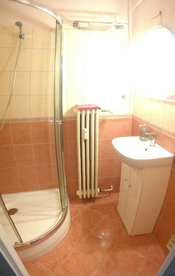 Startpont Apartman Pecs Exterior photo